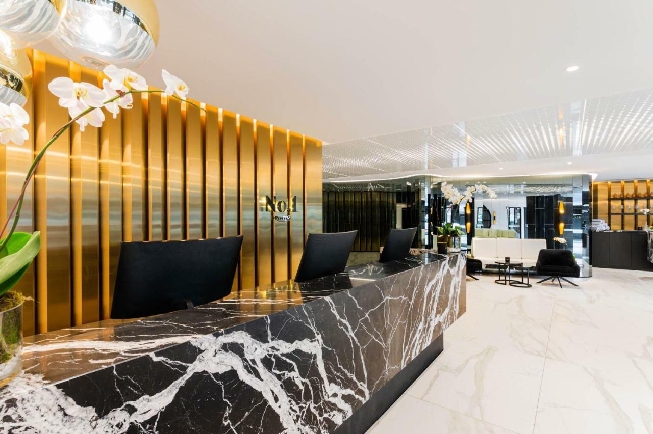 Fv By Peppers Lejlighedshotel Brisbane Eksteriør billede The lobby of the hotel